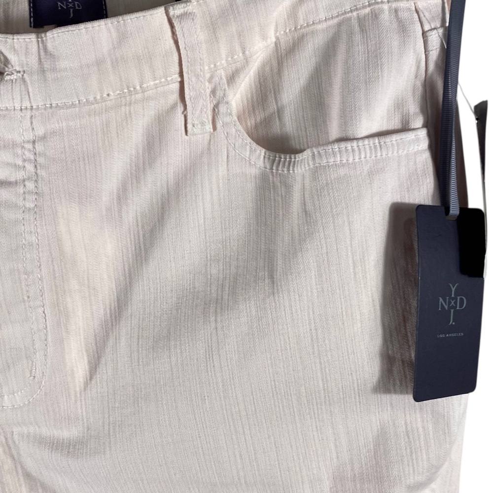 NYDJ Women's Boot Cut Jeans in Cream - Picture 3 of 8
